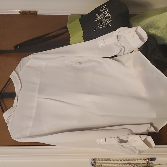 Blouse - Picture 3 of 3